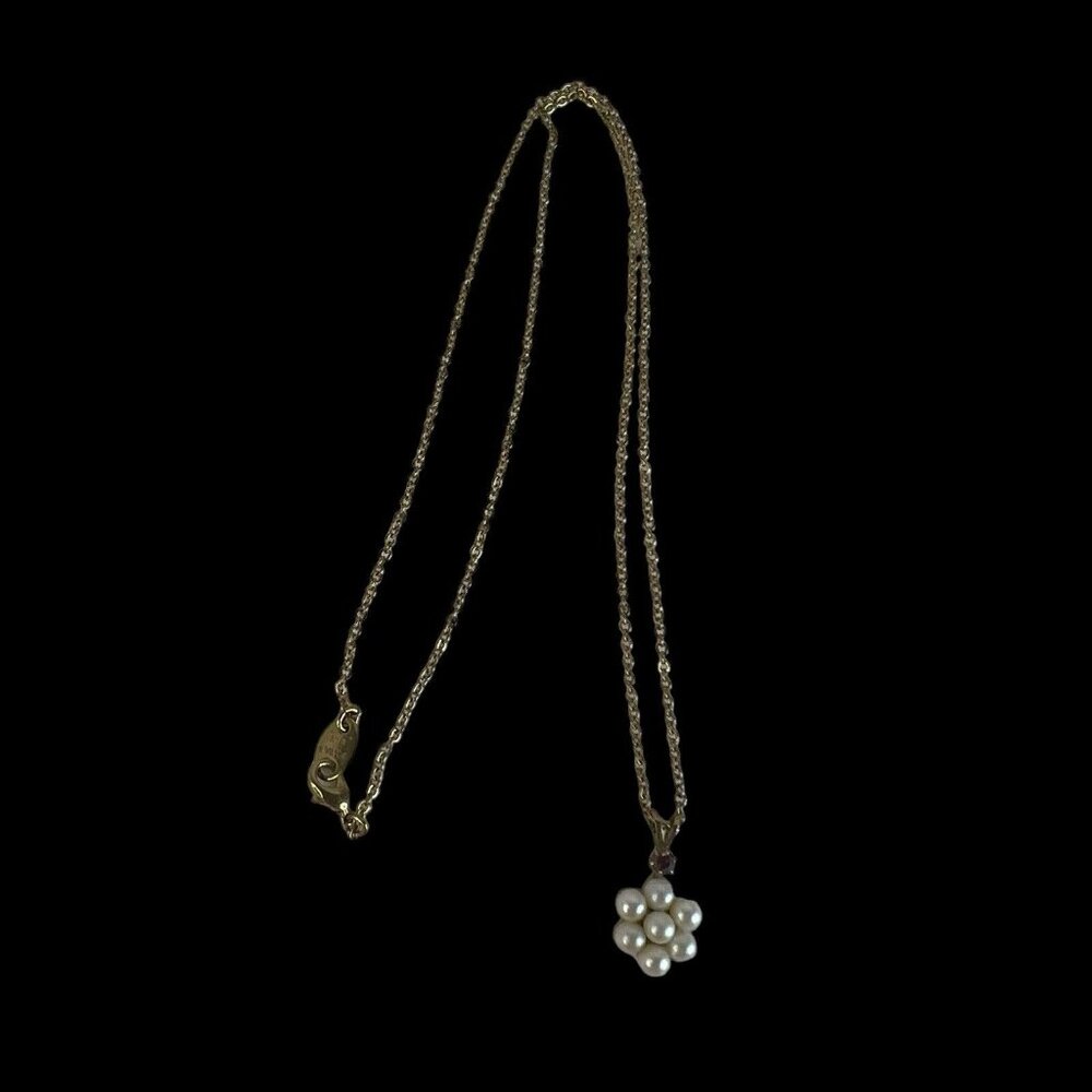 Avon Faux Pearl Cluster Necklace February Purple Birthstone Flower Pendant VTG - Picture 2 of 7